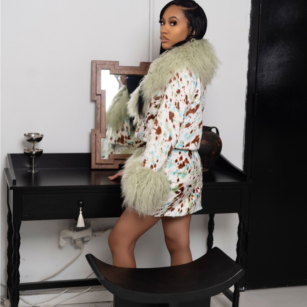 Stylish Faux Fur Trimmed Coat
